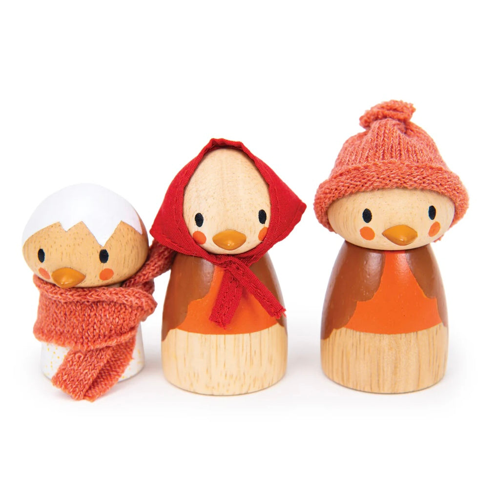 Set of 3 robin figures that match with our Robins Nest Box