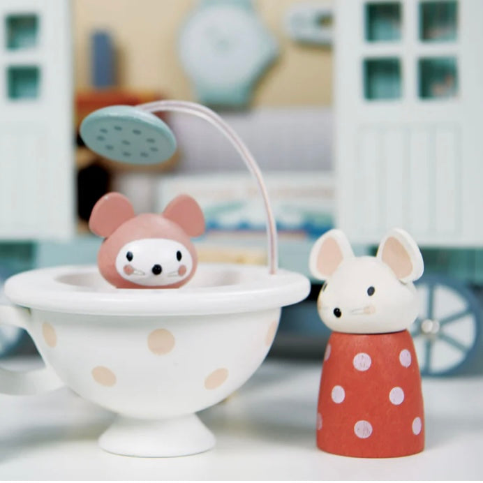 Mice figures inside a teacup shower 
Wooden figures part of our Shepherds Hut set