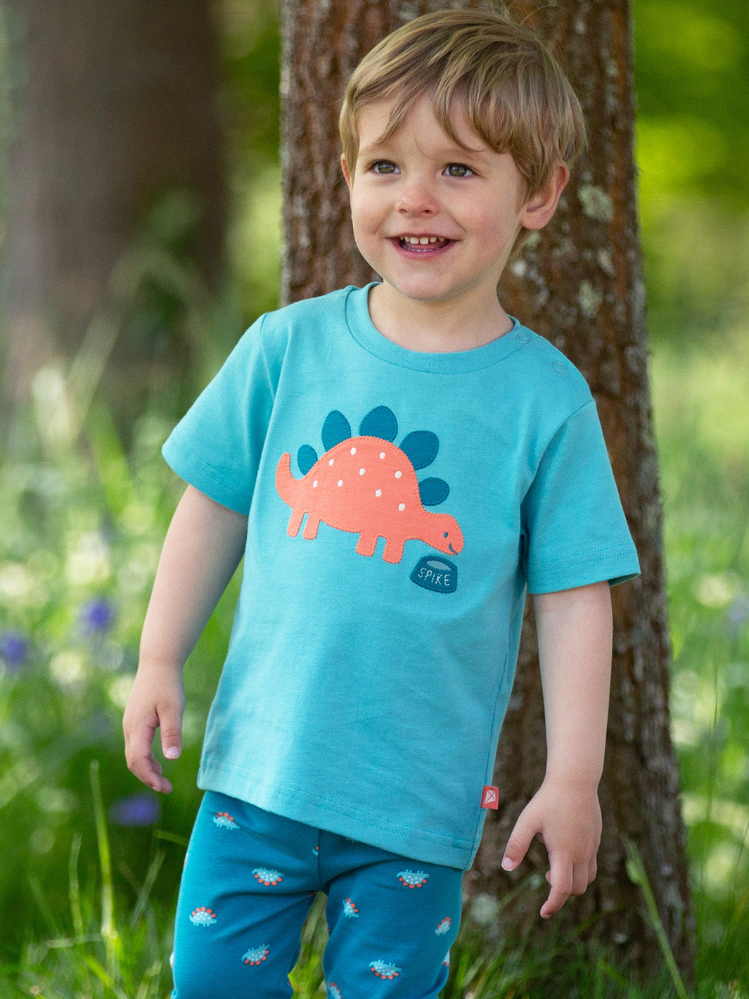Child wearing our steggie leggings and matching t-shirt. 
GOTS Cerfited fabric and organic cotton 