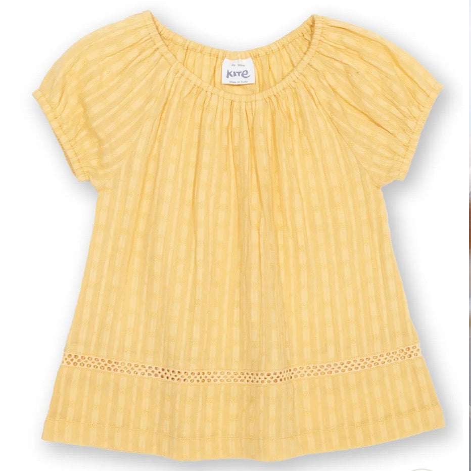 Yellow top with short sleeves on a white background

Children's clothing 
Yellow
Blouse
Organic cotton 
Summer clothing 
Summer